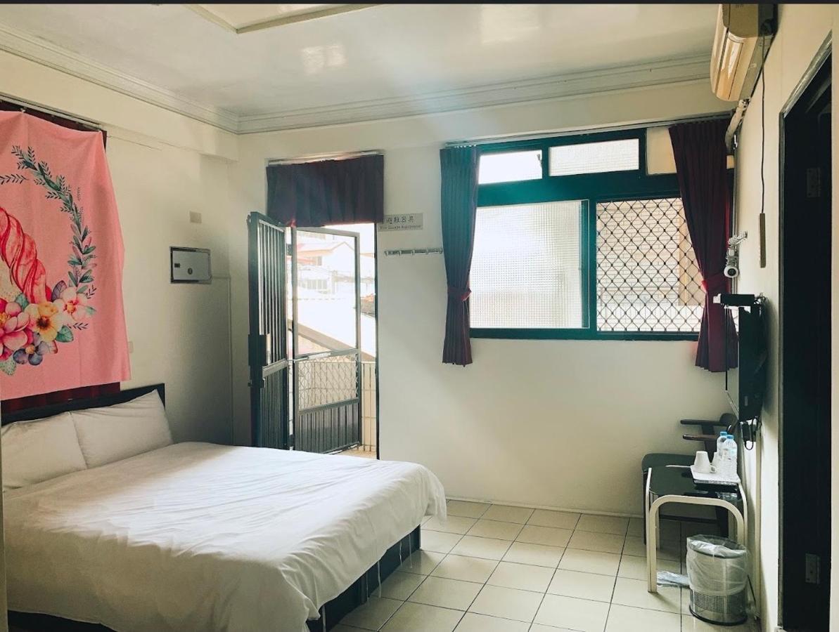 Forever Happiness Hostel Пули Экстерьер фото
