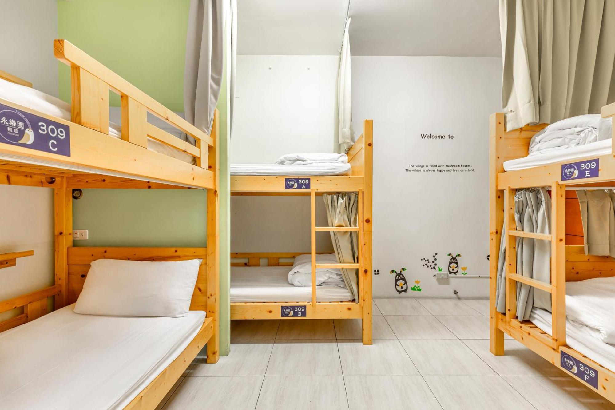 Forever Happiness Hostel Пули Экстерьер фото